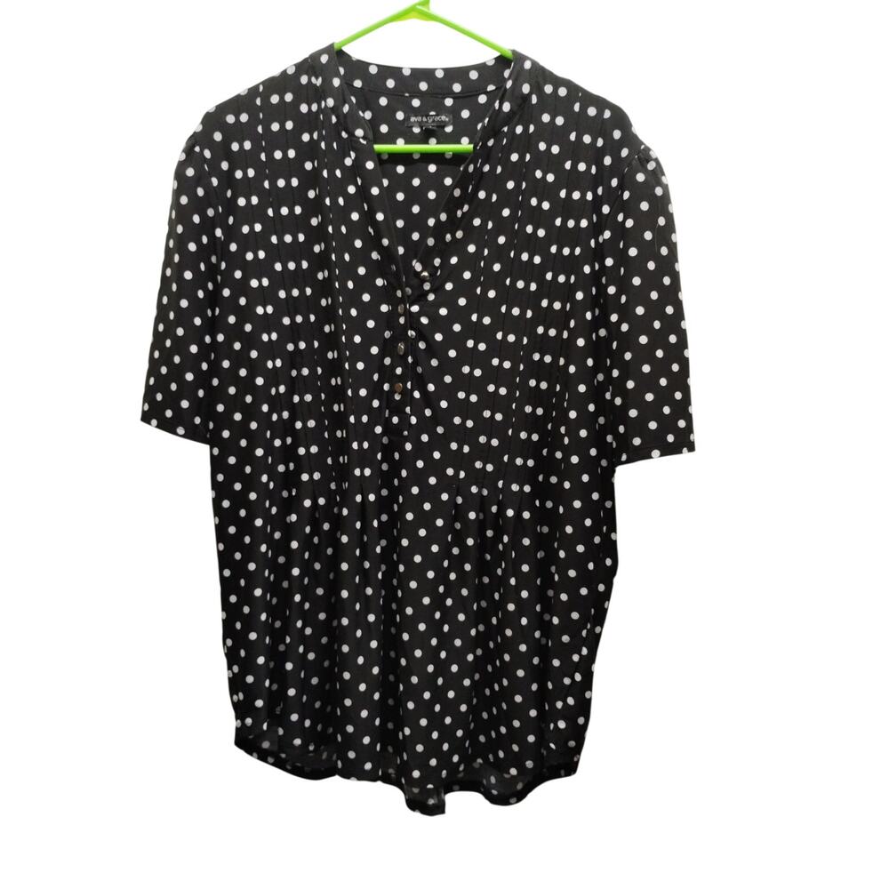 Ava & Grace Size XL Black White Polka Dot Short Sleeve Popover Split Neck Top